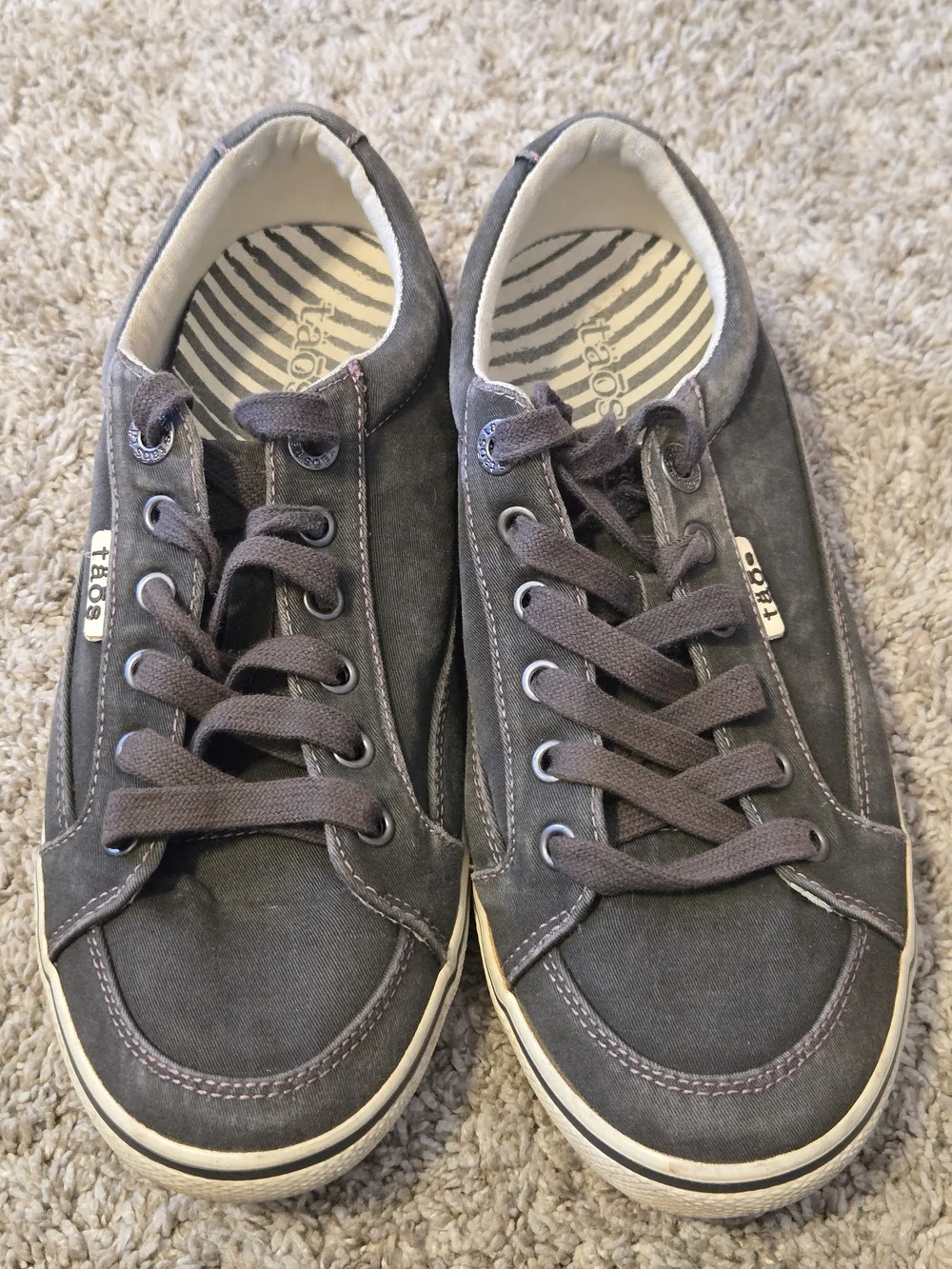 Taos Footwear Mens Gray Canvas Lace-Up Sneakers